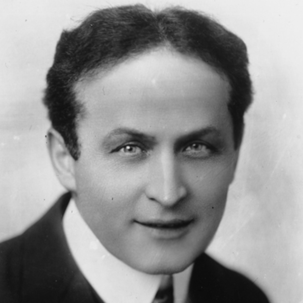 Zauberer und Entfesslungskünstler Harry Houdini
